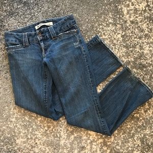 GAP Curvy Low Rise Boot Cut Jeans 30"